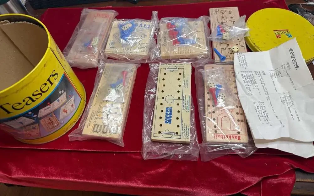 Vintage 1990 Sport Teasers 7 Wood Peg Games in Tin by Cardinal Industries(d)